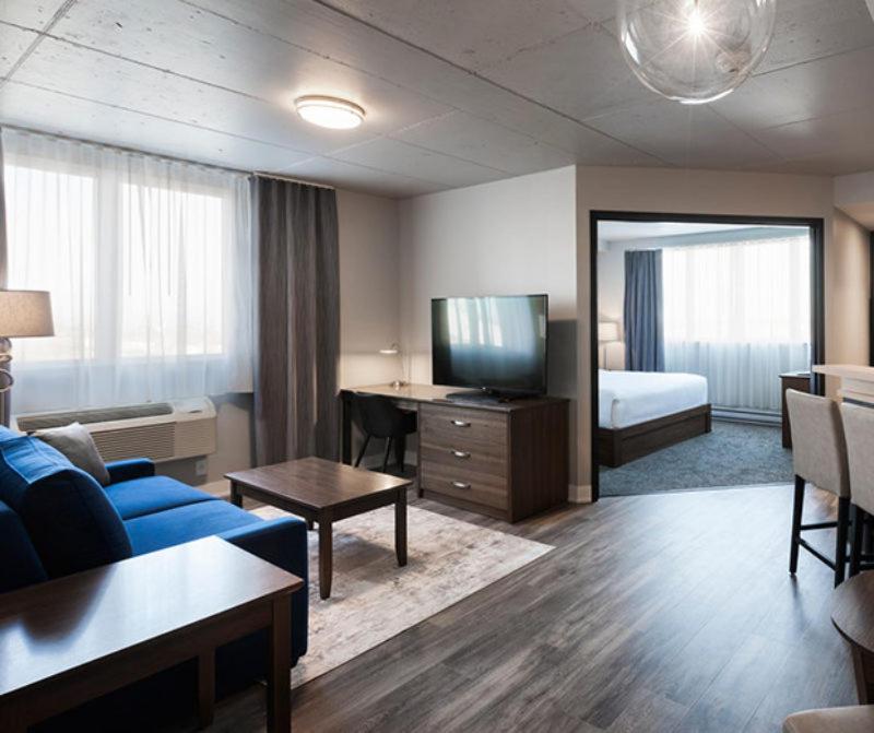 Imperia Hotel Et Suites Boucherville Exterior foto