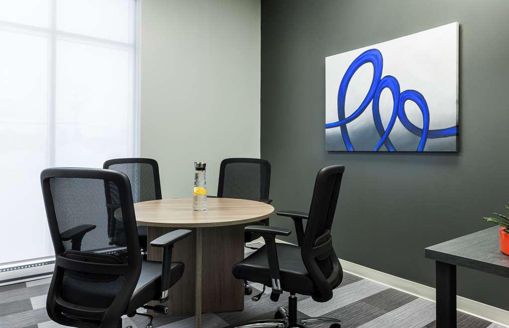Imperia Hotel Et Suites Boucherville Facilidades foto
