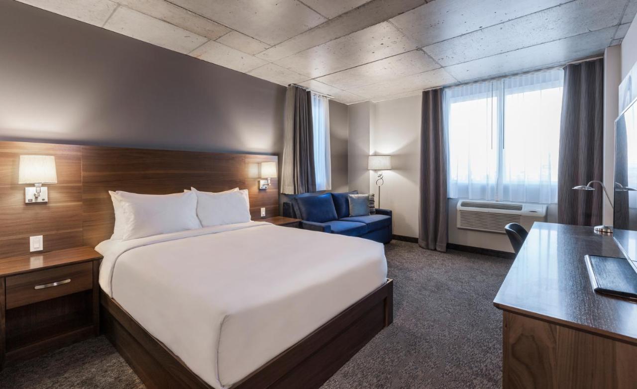 Imperia Hotel Et Suites Boucherville Exterior foto