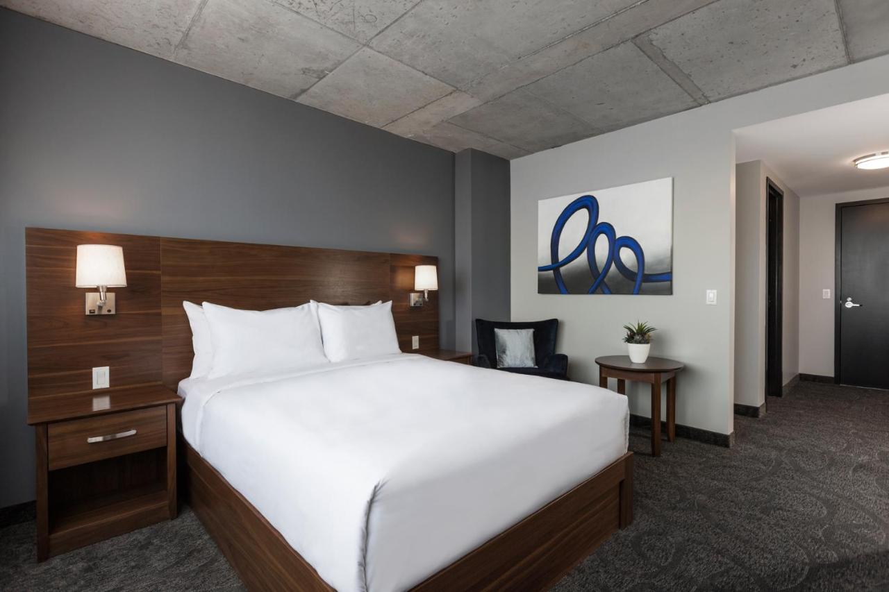 Imperia Hotel Et Suites Boucherville Exterior foto